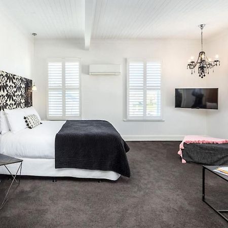 Altitude Studio Apartment Martinborough Exterior photo