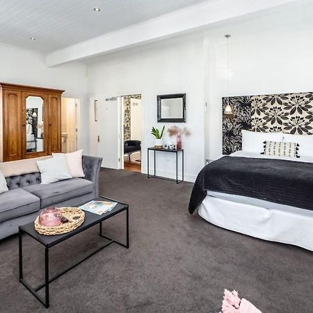 Altitude Studio Apartment Martinborough Exterior photo