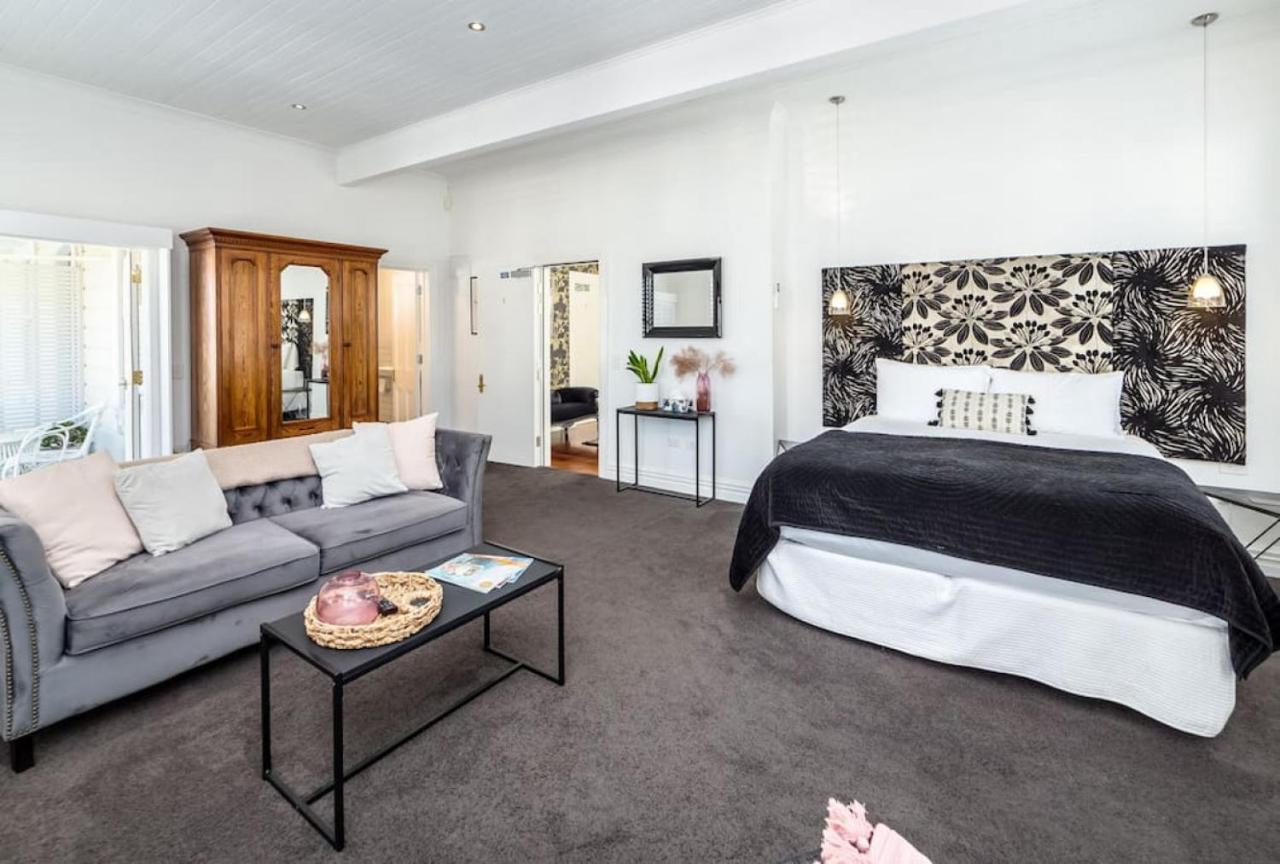 Altitude Studio Apartment Martinborough Exterior photo